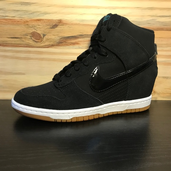 dunk sky hi essential wedge sneaker